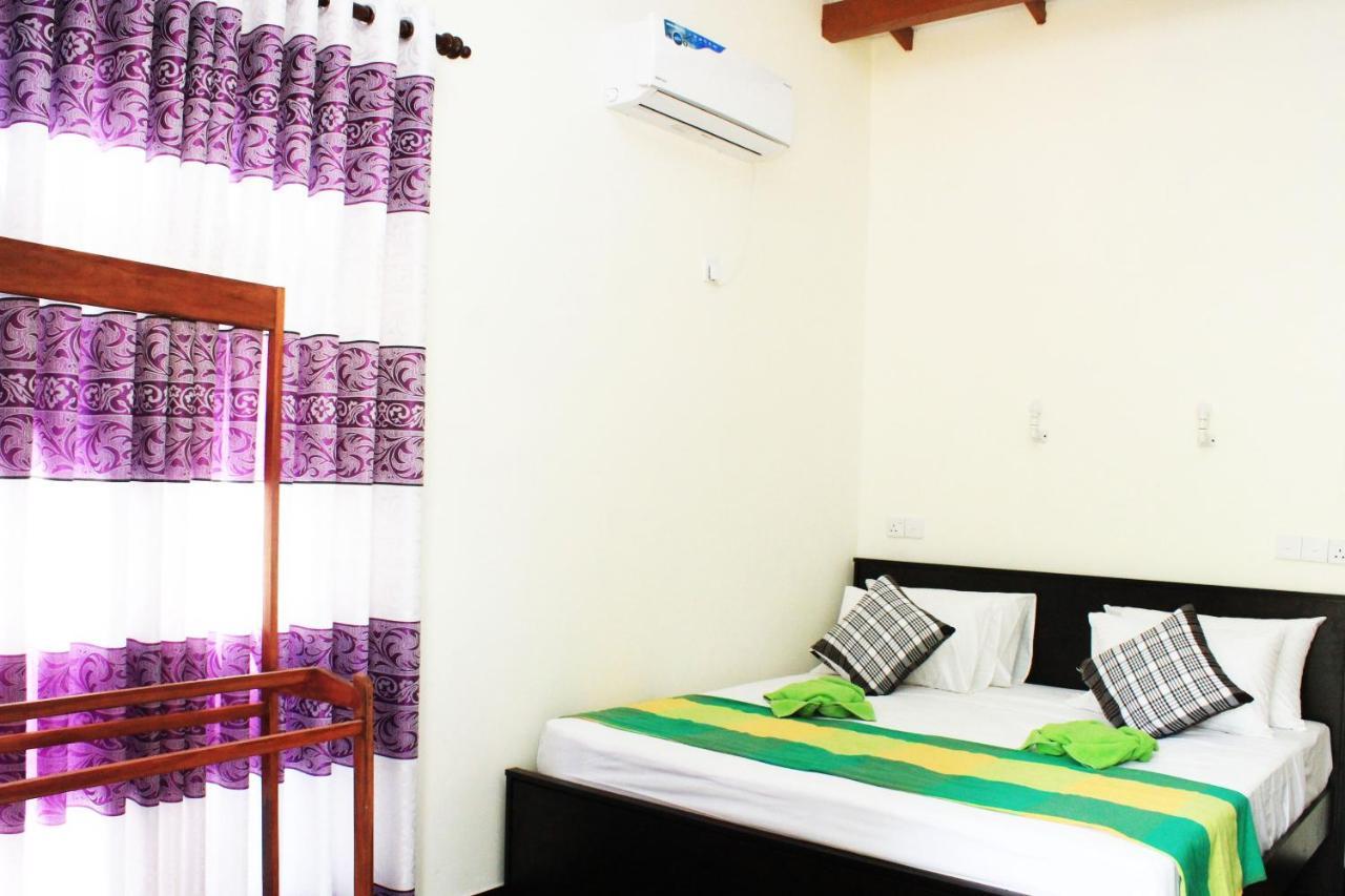 Sigiri Liya Rest Hotel Sigiriya Exterior photo
